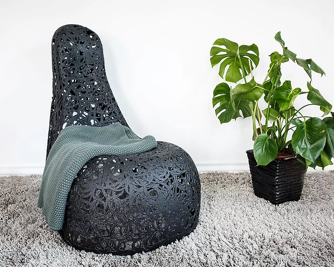 Дизайнерское уличное садовое кресло из базальта Basalt Studio WELL